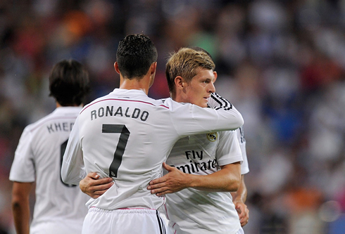 Cristiano Ronaldo hugging Toni Kroos, in Real Madrid 2-0 win over Cordoba for the Spanish League