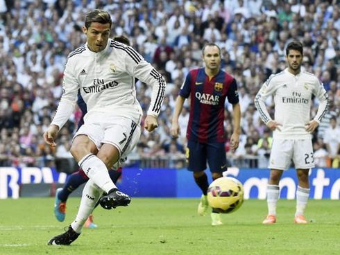 Cristiano Ronaldo penalty-kick in Real Madrid 3-1 Barcelona, in 2014-15