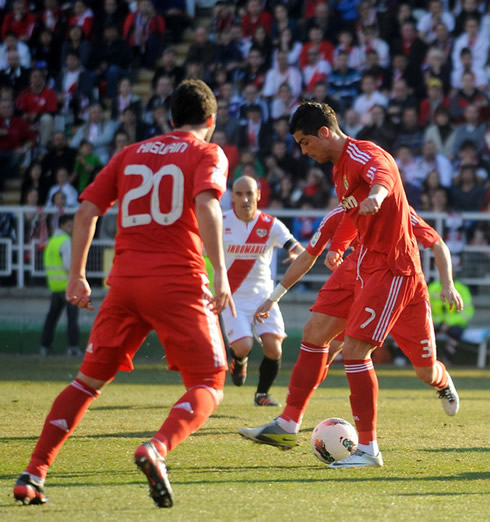 Cristiano Ronaldo fantastic back hell strike against Rayo Vallecano, in a Real Madrid for La Liga in 2012