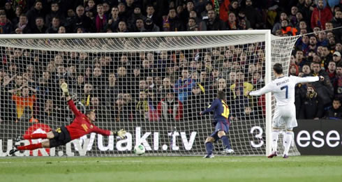 Cristiano Ronaldo second goal at the Camp Nou, making it 0-2 for Real Madrid, in the Copa del Rey semi-finals in 2013