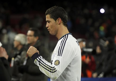 Cristiano Ronaldo victory gesture as he leaves the pitch in the Camp Nou, after Barcelona 1-3 Real Madrid, in 2013