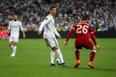 Cristiano Ronaldo no look pass in Real Madrid vs Liverpool