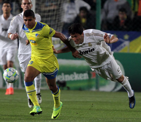 Nuri Sahin heading the ball in a Real Madrid game in the UEFA Champions League 2011-2012