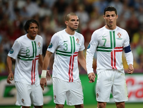 Bruno Alves, Pepe and Cristiano Ronaldo getting ready for a Portuguese corner against Spain, in the EURO 2012 semi-finals