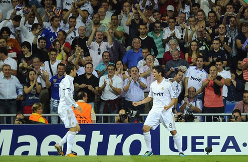 Kaká celebrating his goal and waiting for Cristiano Ronaldo in the UEFA Champions League 2011/2012