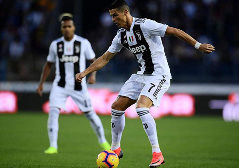 Cristiano Ronaldo showing off his skills in the Serie A