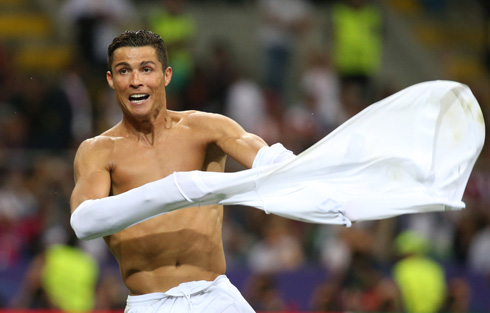 Cristiano Ronaldo takes off his shirt after scoring the winning penalty-kick in Real Madrid vs Atletico in 2016