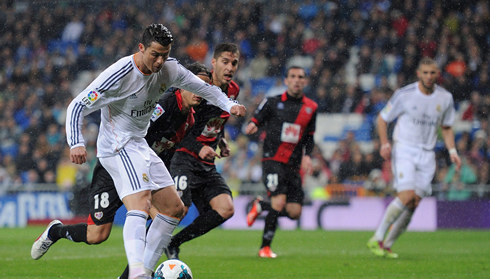 Cristiano Ronaldo scoring the opener in Real Madrid 5-0 Rayo Vallecano