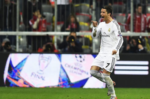 Cristiano Ronaldo sprinting towards Sergio Ramos in Real Madrid bench, after scoring against Bayern Munich