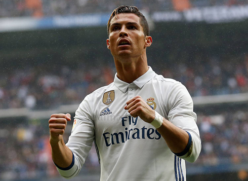 Cristiano Ronaldo celebrates the win against Valencia for La Liga 2017