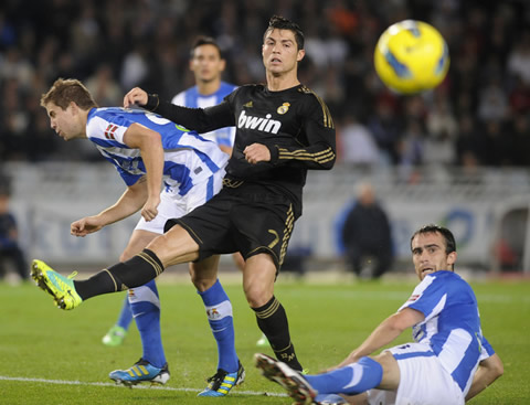 Cristiano Ronaldo looking at the ball, after a good effort