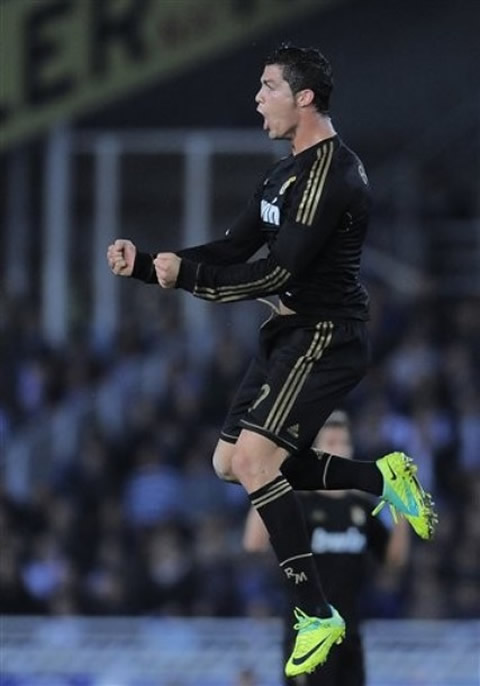 Cristiano Ronaldo celebrates the victory against Real Sociedad with a high jump