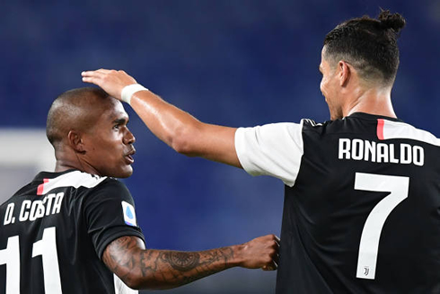 Cristiano Ronaldo and Douglas Costa in Juventus in 2020