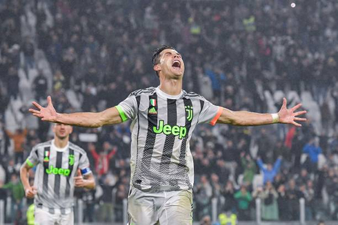 Cristiano Ronaldo showing a great joy after scoring the 2-1 in Juventus vs Genoa