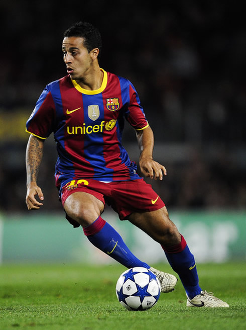 Barcelona player, Thiago Alcântara, showing his perfect ball control