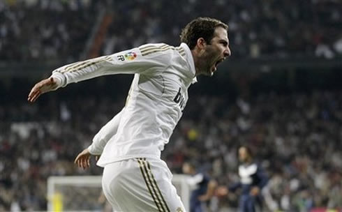 Gonzalo Higuaín goal celebrations, Real Madrid 2011-2012