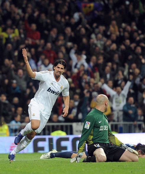 Sami Khedira celebrating his goal in Real Madrid vs Malaga, 2011/12