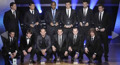 Van Basten, Cristiano Ronaldo, Maicon, Lucio, Piqué, Casillas, David Villa, Messi, Sneijder, Xavi, Iniesta and Puyol, the FIFA FIFPro Best Eleven of the Year