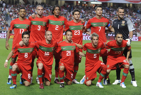 Portugal players team photo, with Nani, Pepe, Bruno Alves, Hélder Postiga, Cristiano Ronaldo, João Moutinho, Raúl Meireles, João Pereira, Fábio Coentrão and Carlos Martins