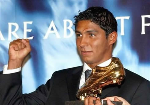 cristiano-ronaldo-421-mario-jardel-golden-boot-shoe-winner-1999-2002.jpg