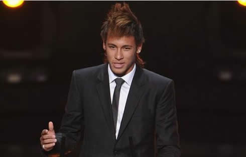 Neymar, Puskas best goal of 2011 award winner, at FIFA Balon d'Or 2011 gala