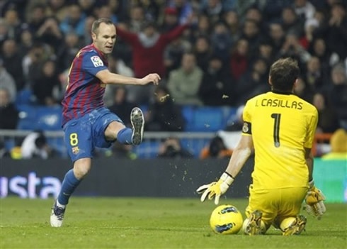 Iker Casillas stopping Iniesta shot, in Barcelona vs Real Madrid 2011-2012