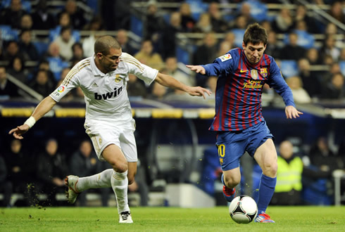 Pepe vs Lionel Messi, in a Real Madrid vs Barcelona Clasico, in 2011-2012