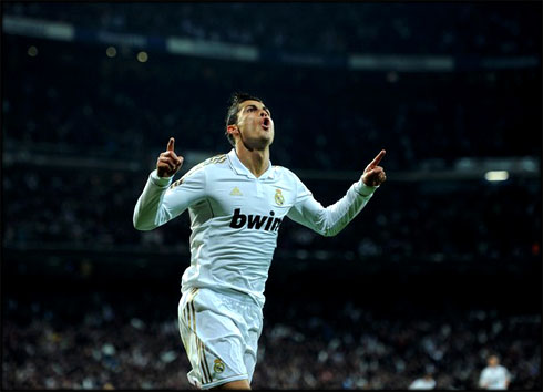 Cristiano Ronaldo goal celebration for Real Madrid, in the Santiago Bernabéu, in 2011-2012