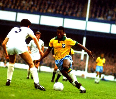 Pelé playing for Brazil in the 60's
