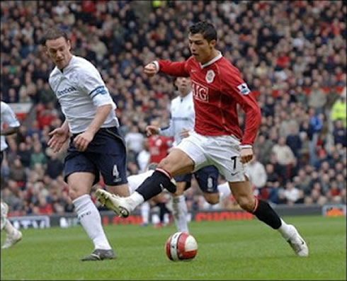 Cristiano Ronaldo dribbling and doing tricks in Manchester United