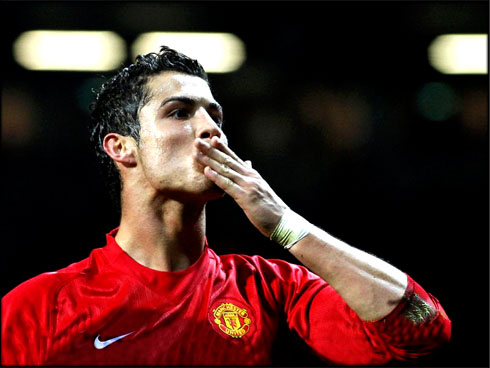 Cristiano Ronaldo returns to Manchester United, England?