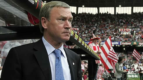 Javier Clemente coaching Athletic Bilbao in the Spanish La Liga