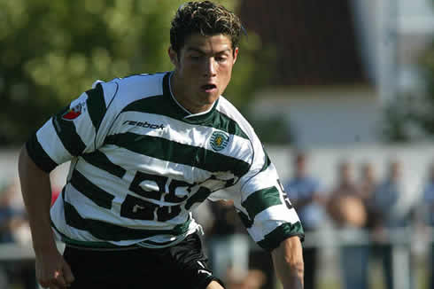 Cristiano Ronaldo very young in Portugal, playing for his first club, Sporting