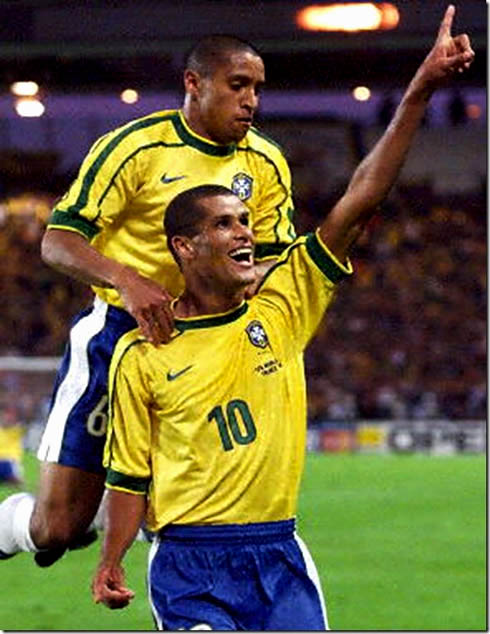 Rivaldo and Roberto Carlos, in the Brazilian National Team