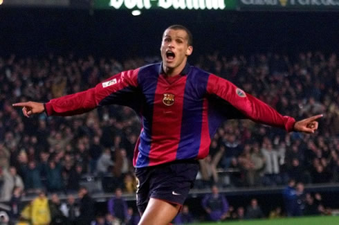 Rivaldo celebrating a goal for Barcelona