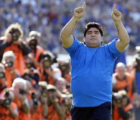 Diego Armando Maradona very heavy and fat, because of consuming drugs and cocaine