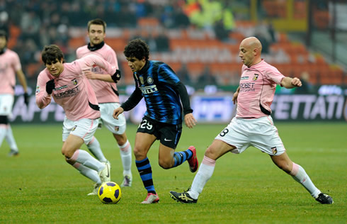 Philippe Coutinho in Inter MIlan vs Palermo, in the Serie A 2011-2012