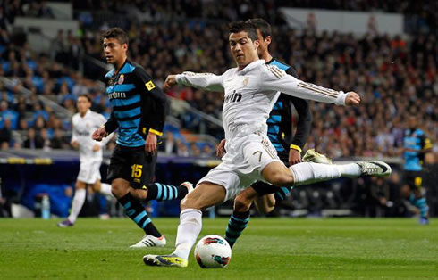 Cristiano Ronaldo left-foot goal for Real Madrid, in La Liga 2011-2012