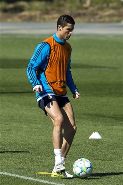 Cristiano Ronaldo training with tight shorts at Real Madrid in 2012