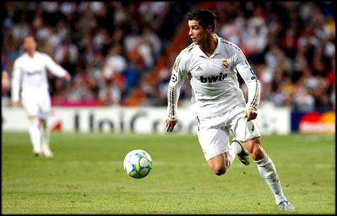 Cristiano Ronaldo playing in Real Madrid 4-1 CSKA Moscow, in the UEFA Champions League 2012