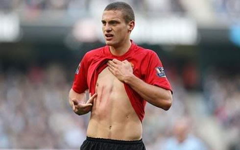 Nemanja Vidic shirtless, showing his body muscles, chest and abdominals, in Manchester United 2012