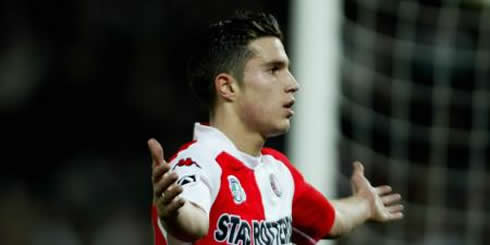 Robin van Persie playing for Feyenoord, between 2001 and 2004