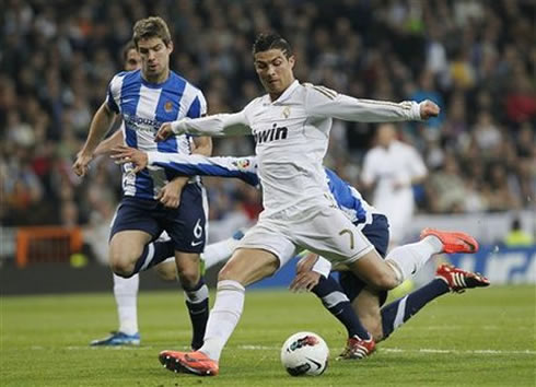 Cristiano Ronaldo playing in Real Madrid, with the new Nike Mercurial Vapor 8, in 2012