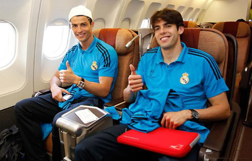 Cristiano Ronaldo and Kaká, in an airplane before a Real Madrid game in 2012