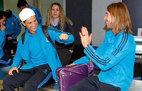 Cristiano Ronaldo playing with Sergio Ramos before a Real Madrid game, in the airport