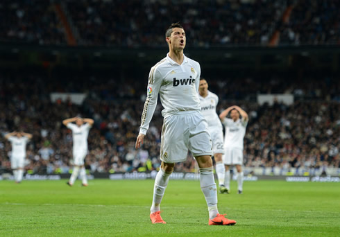 Cristiano Ronaldo and Real Madrid players not believing in such a great missed opportunity for Real Madrid, in La Liga 2012