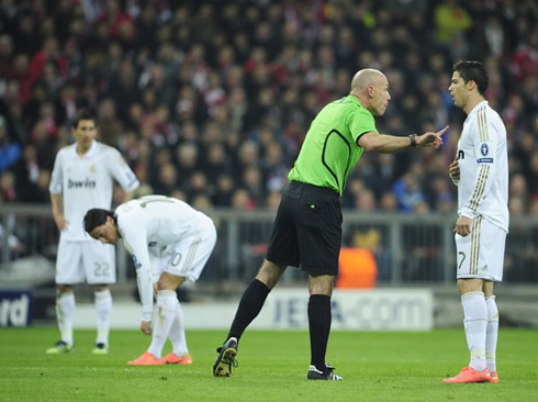 Cristiano Ronaldo arguing with the English referee, Howard Webb