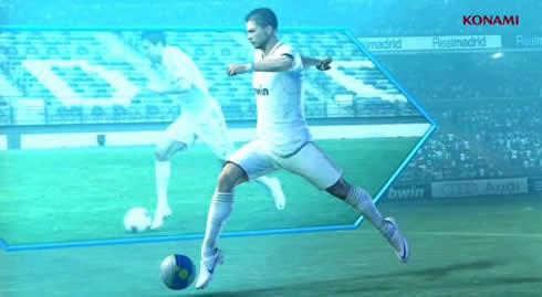 Cristiano Ronaldo running with the ball on his feet, in PES 2013 gameplay screenshot, with real footage