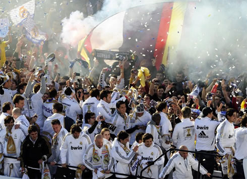 Real Madrid players party in the Cibeles, in May 2012