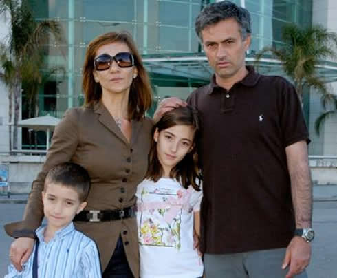 José Mourinho and his family, with wife Matilde Tami Faria, his daughter Matilde and his son José Mário Jr.